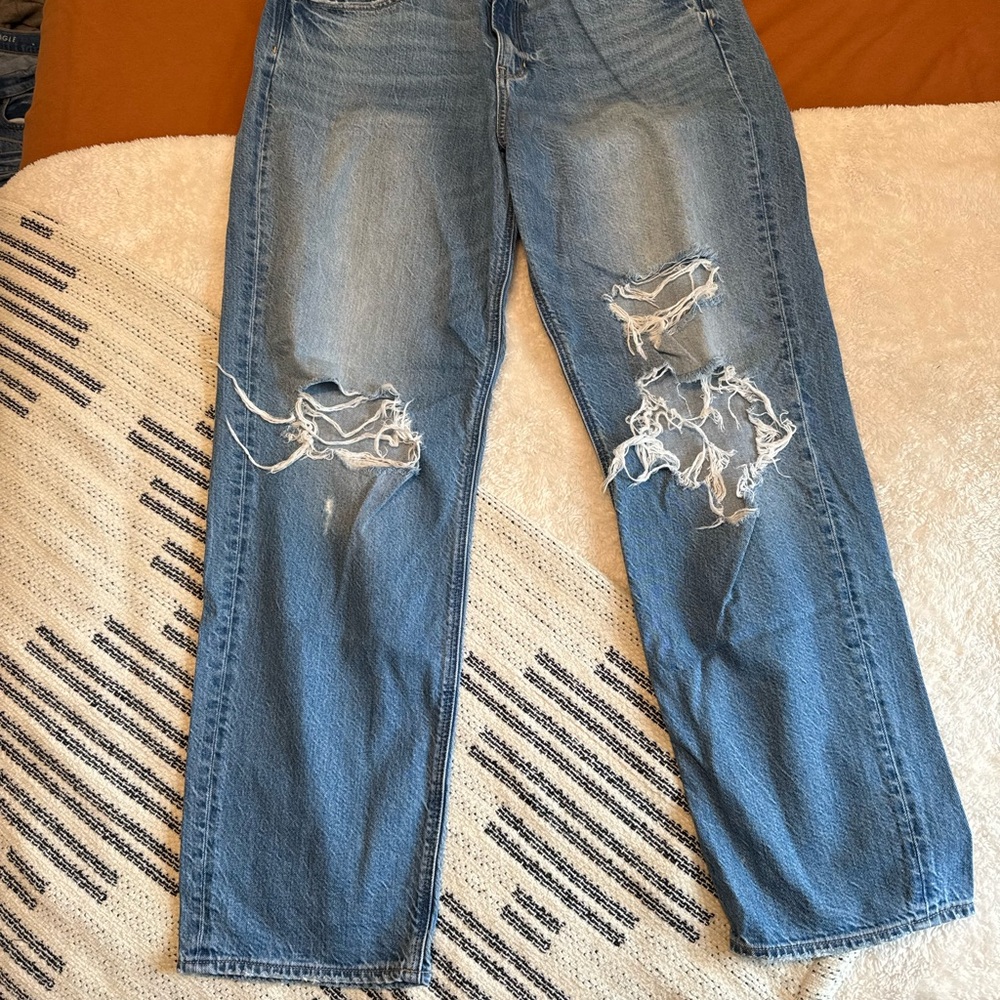 American Eagle Outfitters Blue Boyfriend Jeans - Picture 8 of 8